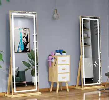 Просто и свежо огледало в скандинавски стил в модерен стил с подова огледало от една страна, огледало за фризьорски салон
