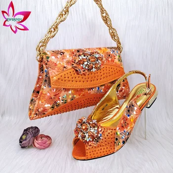 Зрял дамски обувки в африканския стил от ново поколение, комплект с чанта в тон с искрящи кристали на тънък ток за парти в градината оранжев цвят